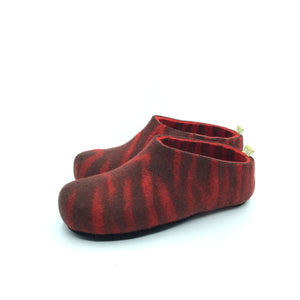 Men's Deep Red and Maroon 100% wool felt Slipper with Zebra detail